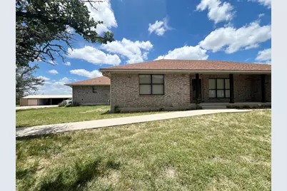 5078 Friedrich Rd, Fredericksburg, TX 78624 - Photo 4