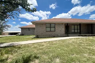 5078 Friedrich Rd, Fredericksburg, TX 78624 - Photo 4
