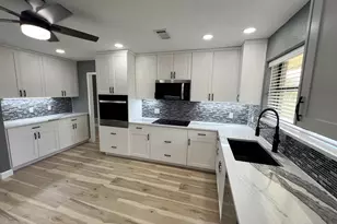 5078 Friedrich Rd, Fredericksburg, TX 78624 - Photo 8