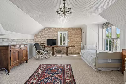 209 W San Antonio St, Fredericksburg, TX 78624 - Photo 2