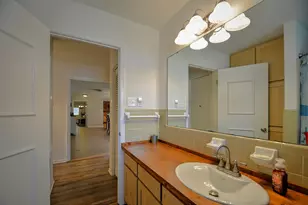 708 Mockingbird Ln, Kerrville, TX 78028 - Photo 32