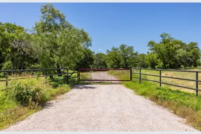 10940 W US Hwy 290, Johnson City, TX 78635 - Photo 14