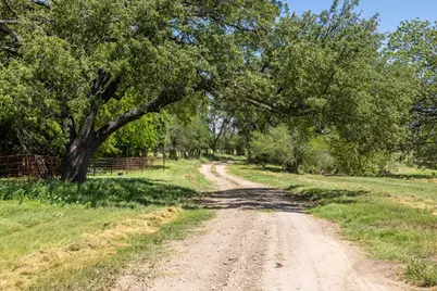 10940 W US Hwy 290, Johnson City, TX 78635 - Photo 18