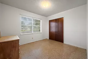 704 W San Antonio St, Fredericksburg, TX 78624 - Photo 10