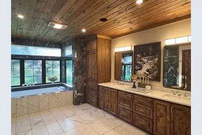 772 Luckenbach Rd, Fredericksburg, TX 78624 - Photo 30
