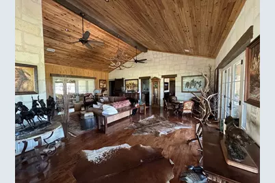 772 Luckenbach Rd, Fredericksburg, TX 78624 - Photo 12