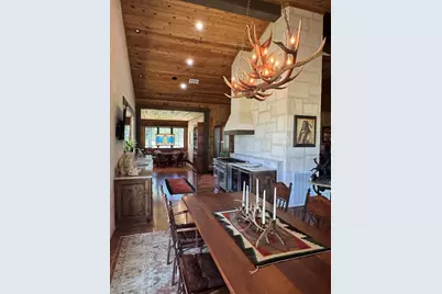 772 Luckenbach Rd, Fredericksburg, TX 78624 - Photo 22