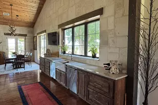 772 Luckenbach Rd, Fredericksburg, TX 78624 - Photo 16