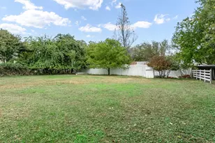 404 Fulton St, Fredericksburg, TX 78624 - Photo 1