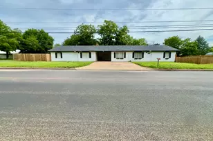 902 E Hwy St, Fredericksburg, TX 78624 - Photo 24