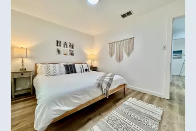 902 E Highway St, Fredericksburg, TX 78624 - Photo 20