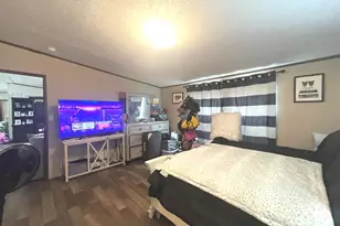 138 N Third St, Harper, TX 78631 - Photo 16