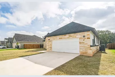 701 Grace Ln, Fredericksburg, TX 78624 - Photo 34