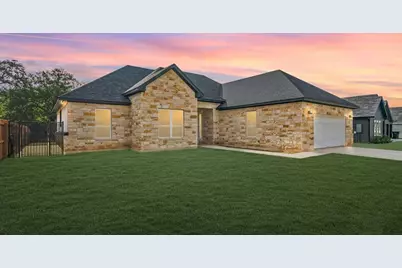 701 Grace Ln, Fredericksburg, TX 78624 - Photo 36