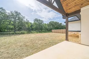 701 Grace Ln, Fredericksburg, TX 78624 - Photo 32