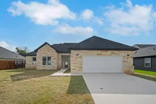 701 Grace Ln, Fredericksburg, TX 78624 - Photo 4