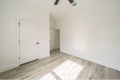 701 Grace Ln, Fredericksburg, TX 78624 - Photo 22