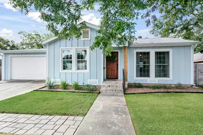 915 Bell St, Fredericksburg, TX 78624 - Photo 1