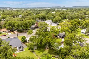 304 E Hackberry St, Fredericksburg, TX 78624 - Photo 42