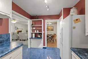 304 E Hackberry St, Fredericksburg, TX 78624 - Photo 16