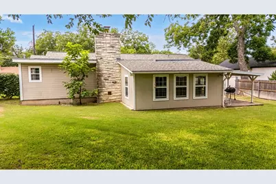 304 E Hackberry St, Fredericksburg, TX 78624 - Photo 46