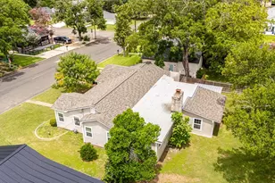 304 E Hackberry St, Fredericksburg, TX 78624 - Photo 44