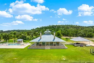 834 Northwood Hills Dr, Fredericksburg, TX 78624 - Photo 4