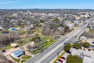 402 S Adams St, Fredericksburg, TX 78624 - Photo 1