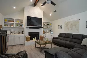 149 Holly Hill Dr, Ingram, TX 78025 - Photo 8