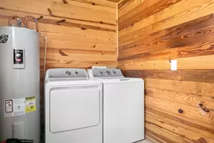 901 Bell St, Fredericksburg, TX 78624 - Photo 22