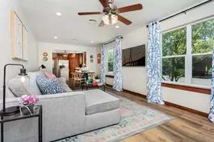 901 Bell St, Fredericksburg, TX 78624 - Photo 2