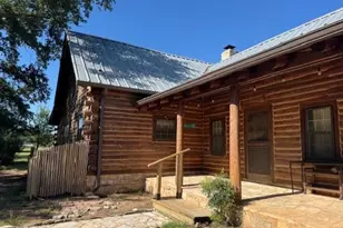 387 Schmidtzinsky Rd, Fredericksburg, TX 78624 - Photo 4