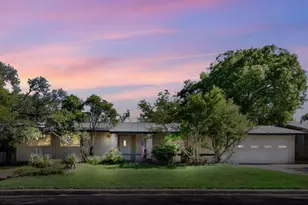 105 Hale St, Fredericksburg, TX 78624 - Photo 28