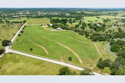 810 Clear Creek Rd, Fredericksburg, TX 78624 - Photo 2