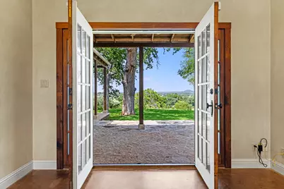 810 Clear Creek Rd, Fredericksburg, TX 78624 - Photo 28