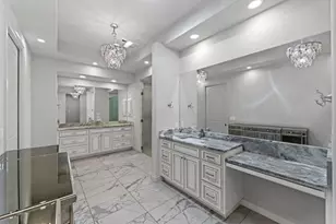 400 Peggy St, Kerrville, TX 78028 - Photo 18