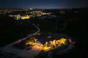 400 Peggy St, Kerrville, TX 78028 - Photo 42