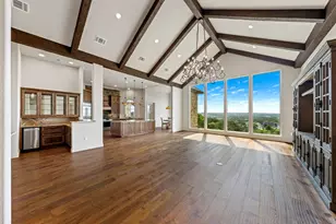 400 Peggy St, Kerrville, TX 78028 - Photo 8