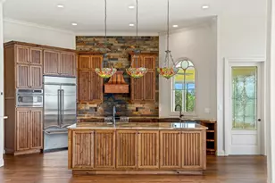 230 Waggoman Dr, Kerrville, TX 78028 - Photo 10