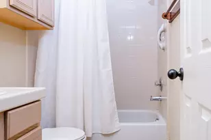 203 S Creek St, Fredericksburg, TX 78624 - Photo 34