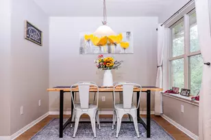 203 S Creek St, Fredericksburg, TX 78624 - Photo 14