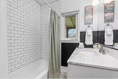 510 S Olive St, Fredericksburg, TX 78624 - Photo 16