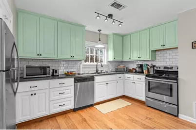 510 S Olive St, Fredericksburg, TX 78624 - Photo 8