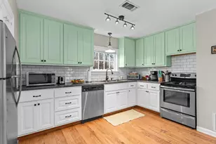 510 S Olive St, Fredericksburg, TX 78624 - Photo 8