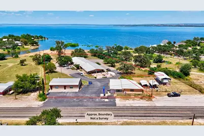 930 Hwy 261, Llano, TX 78609 - Photo 1