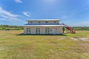 131 South Wind, Center Point, TX 78010 - Photo 4