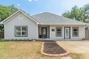 118 E Dawn Dr, Johnson City, TX 78636 - Photo 22