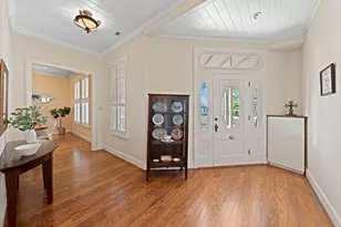 308 E Travis St, Fredericksburg, TX 78624 - Photo 8