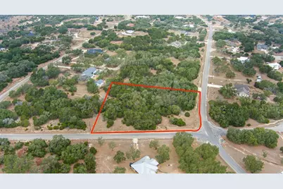 1055 Cielo Springs Dr, Blanco, TX 78606 - Photo 6