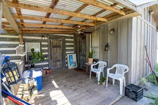 412 Sky Harbor Rd, Mountain Home, TX 78058 - Photo 4